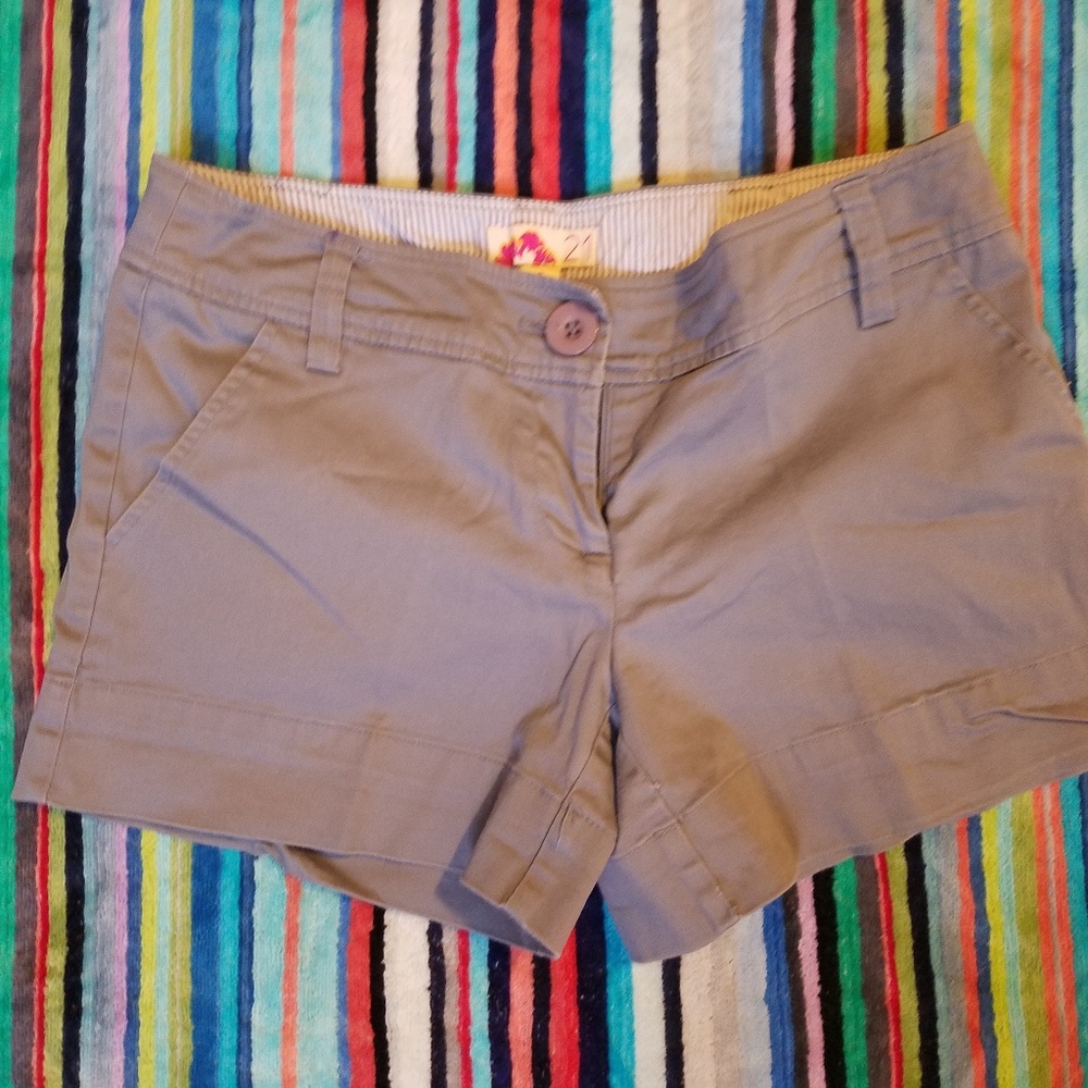 Beautiful short.      '